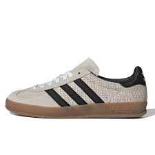 adidas indoor