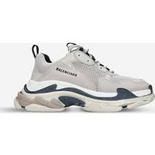 balenciaga triple s