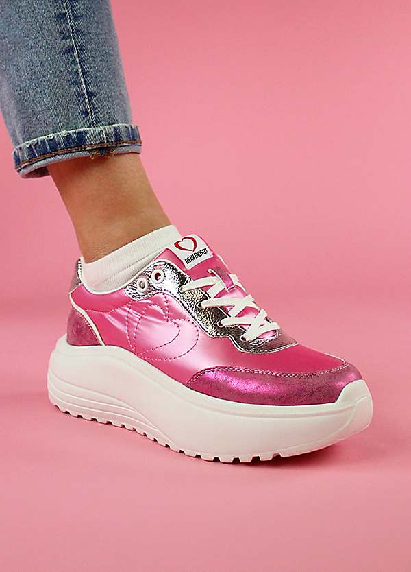 pink trainers