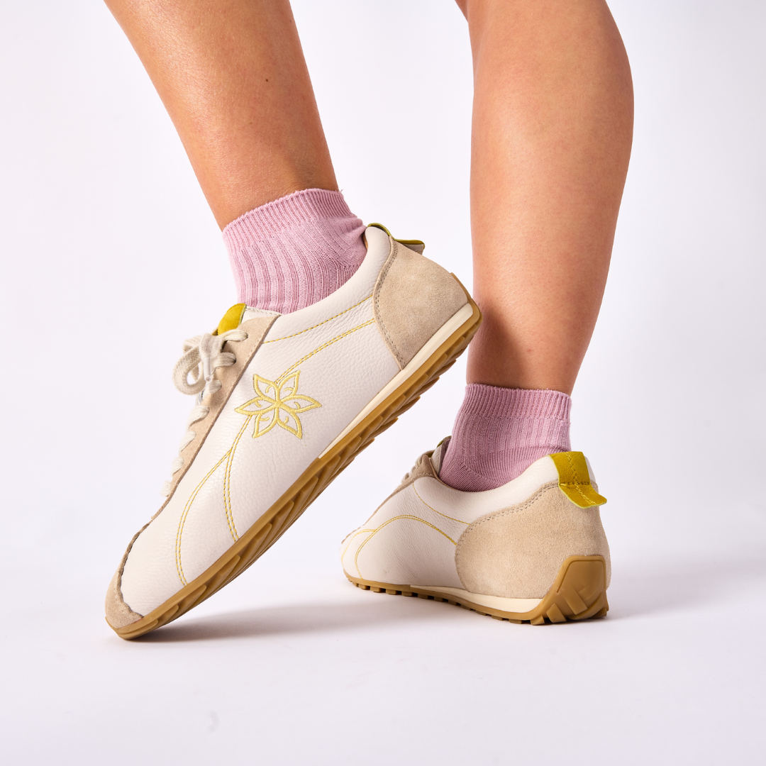 wide fit trainers