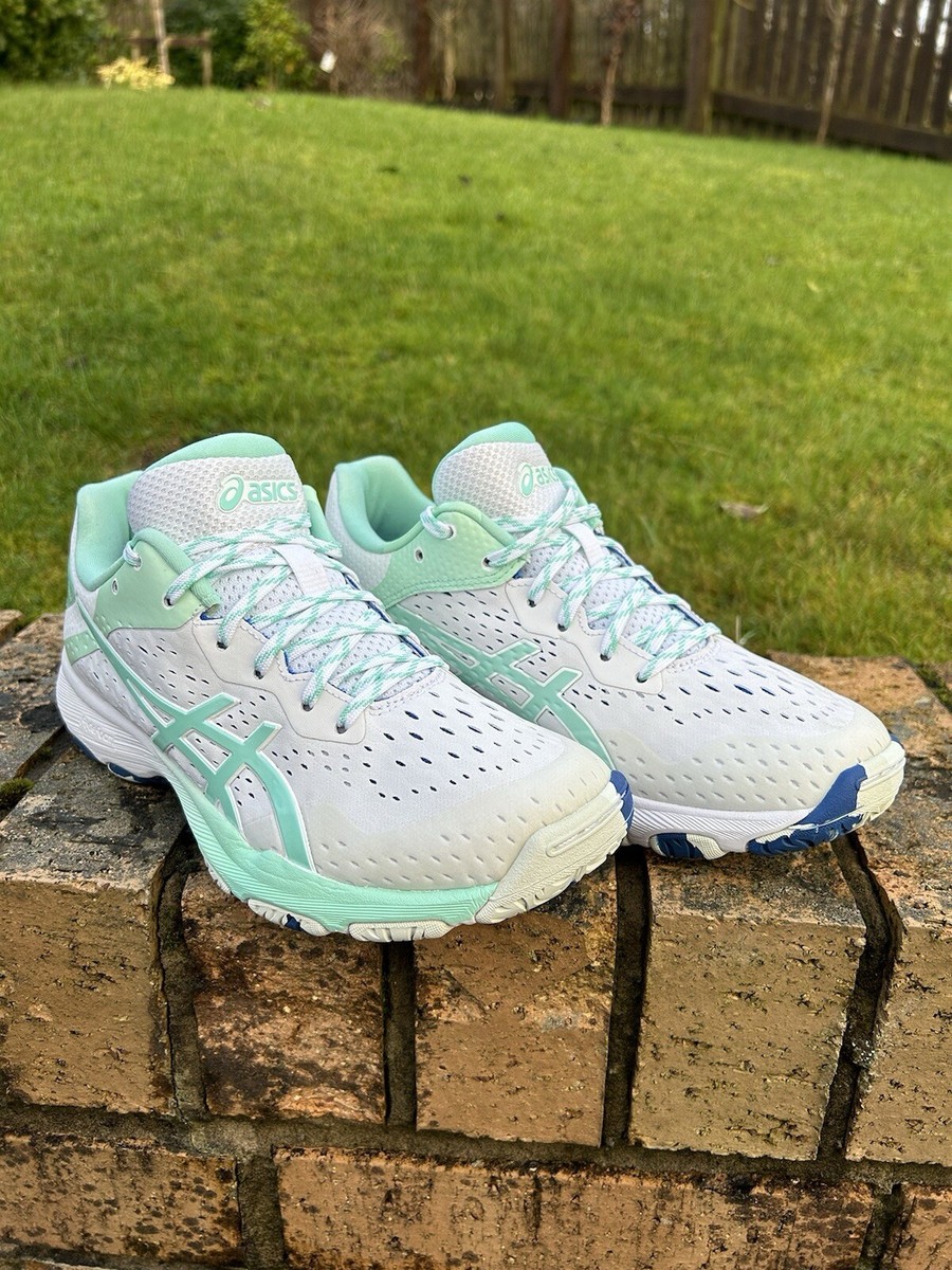 netball shoes